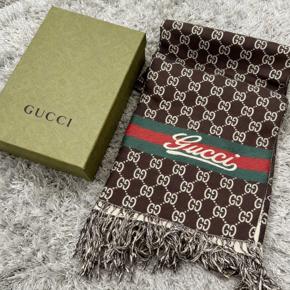 Gucci Chocolate Cream GG Signature Stripe Scarf